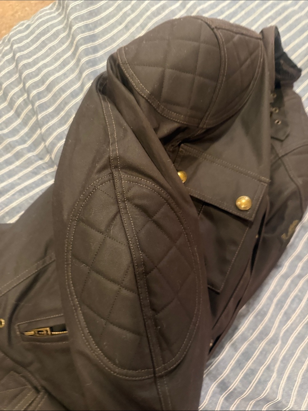 Belstaff Brooklands 2.0 Waxed Motorcycle Jacket, a classic short-style blouson - Picture 6 of 16
